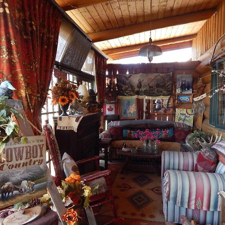 Idle Spurs Log Cabin Bed & Breakfast Black Diamond Dış mekan fotoğraf