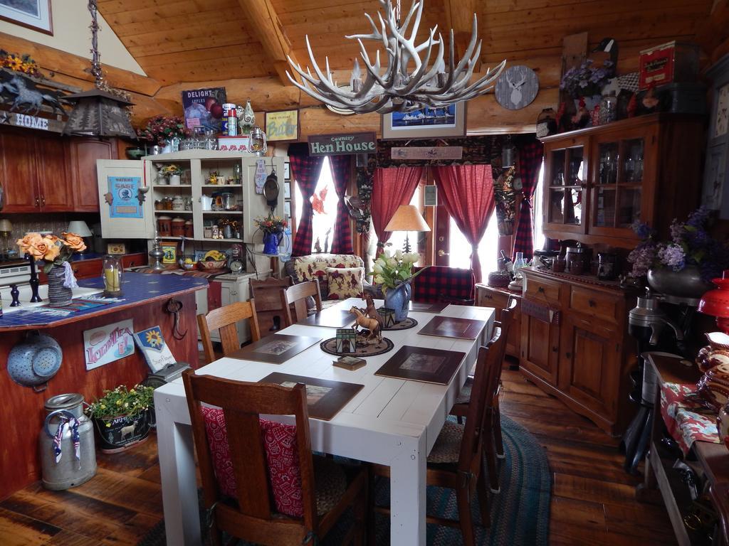 Idle Spurs Log Cabin Bed & Breakfast Black Diamond Dış mekan fotoğraf