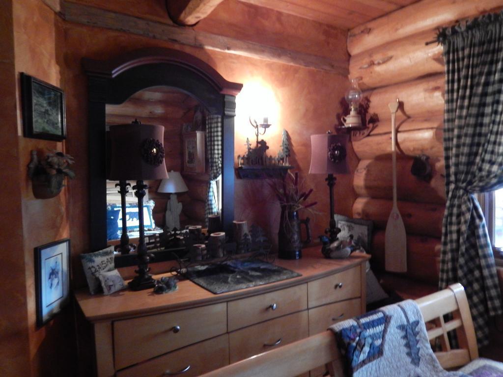 Idle Spurs Log Cabin Bed & Breakfast Black Diamond Dış mekan fotoğraf