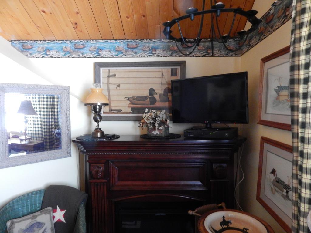 Idle Spurs Log Cabin Bed & Breakfast Black Diamond Dış mekan fotoğraf