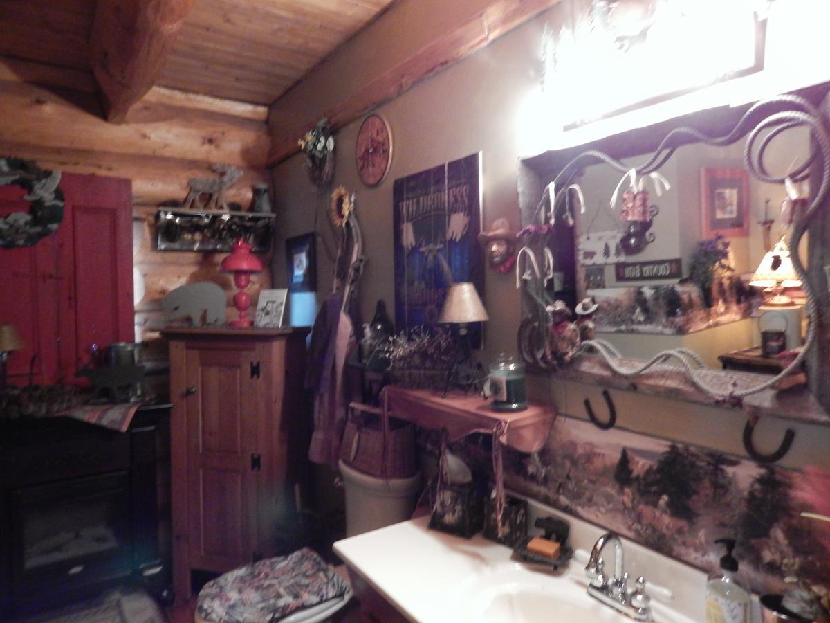 Idle Spurs Log Cabin Bed & Breakfast Black Diamond Dış mekan fotoğraf